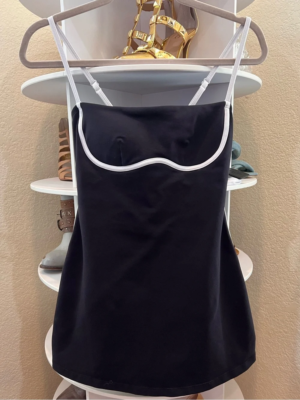 ALO Airbrush Streamlined Dress Black & White Size Small Excellent Condition!